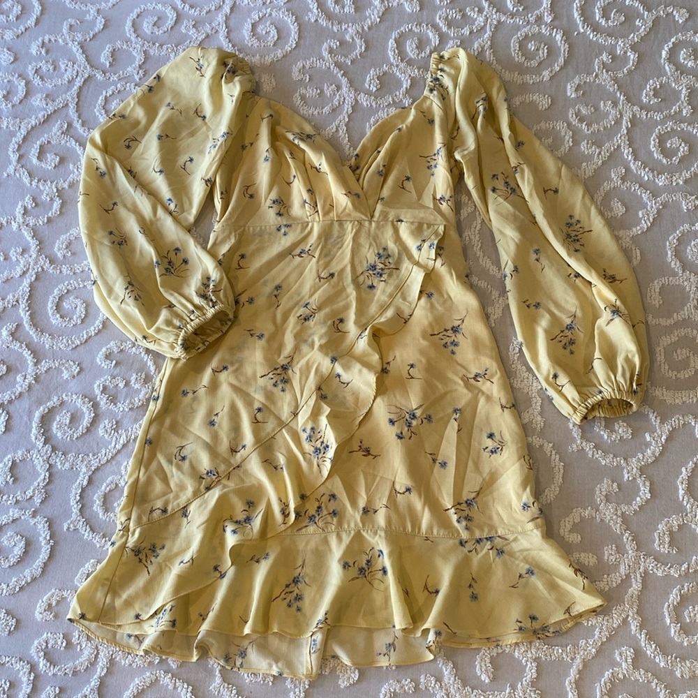 And Now This | Floral, yellow mini flowy dress | size S